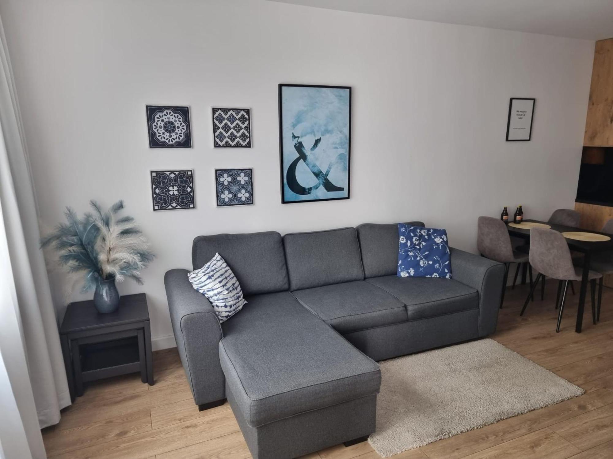 Apartament Near Sky Tower Вроцлав Екстериор снимка